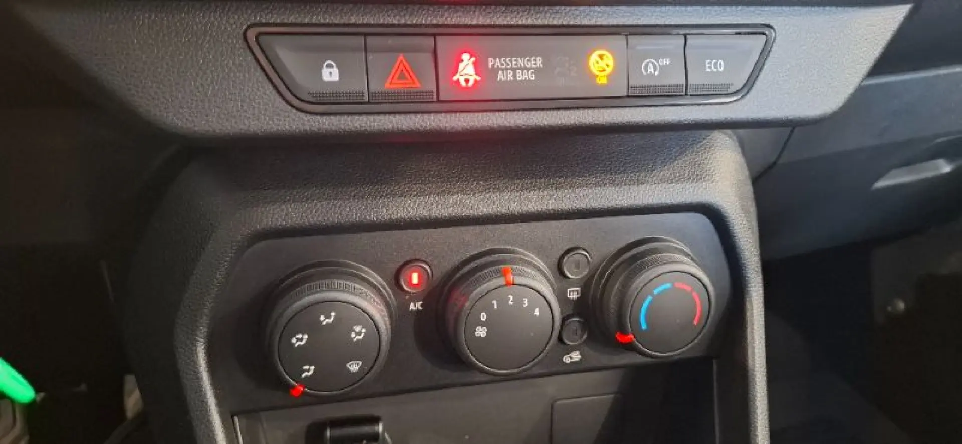 DACIA LOGAN 1.0 TCe 90CP Essential