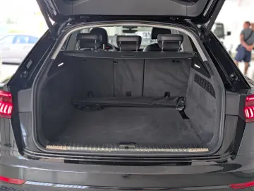 Q8 45 TDI Quattro S-line HD-MATRIX AHK LUFT 21