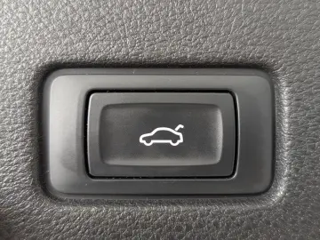 Q8 45 TDI Quattro S-line HD-MATRIX AHK LUFT 21