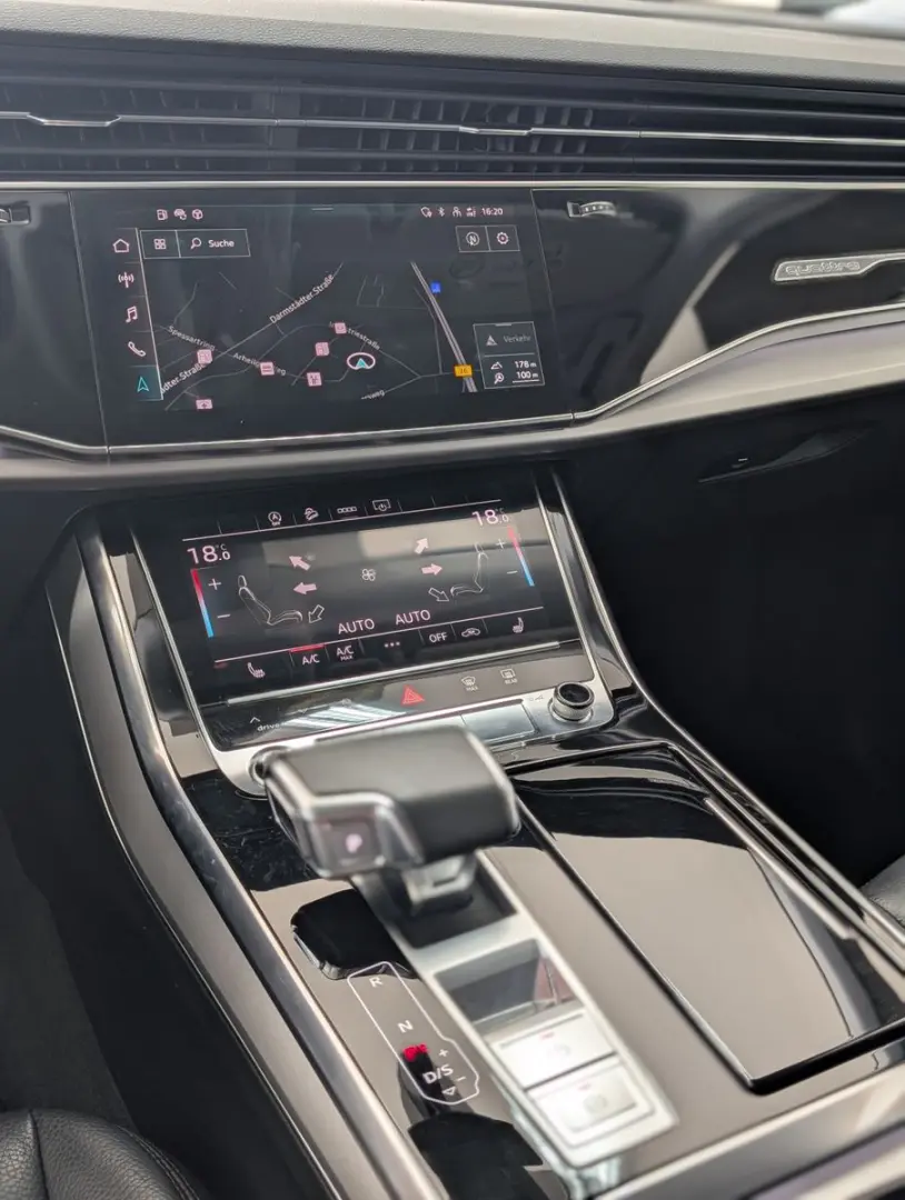 Q8 45 TDI Quattro S-line HD-MATRIX AHK LUFT 21