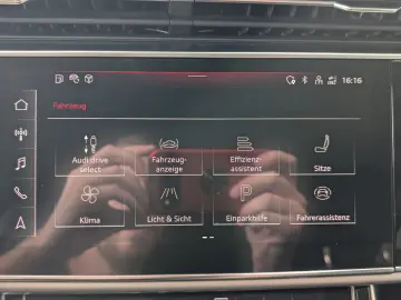 Q8 45 TDI Quattro S-line HD-MATRIX AHK LUFT 21