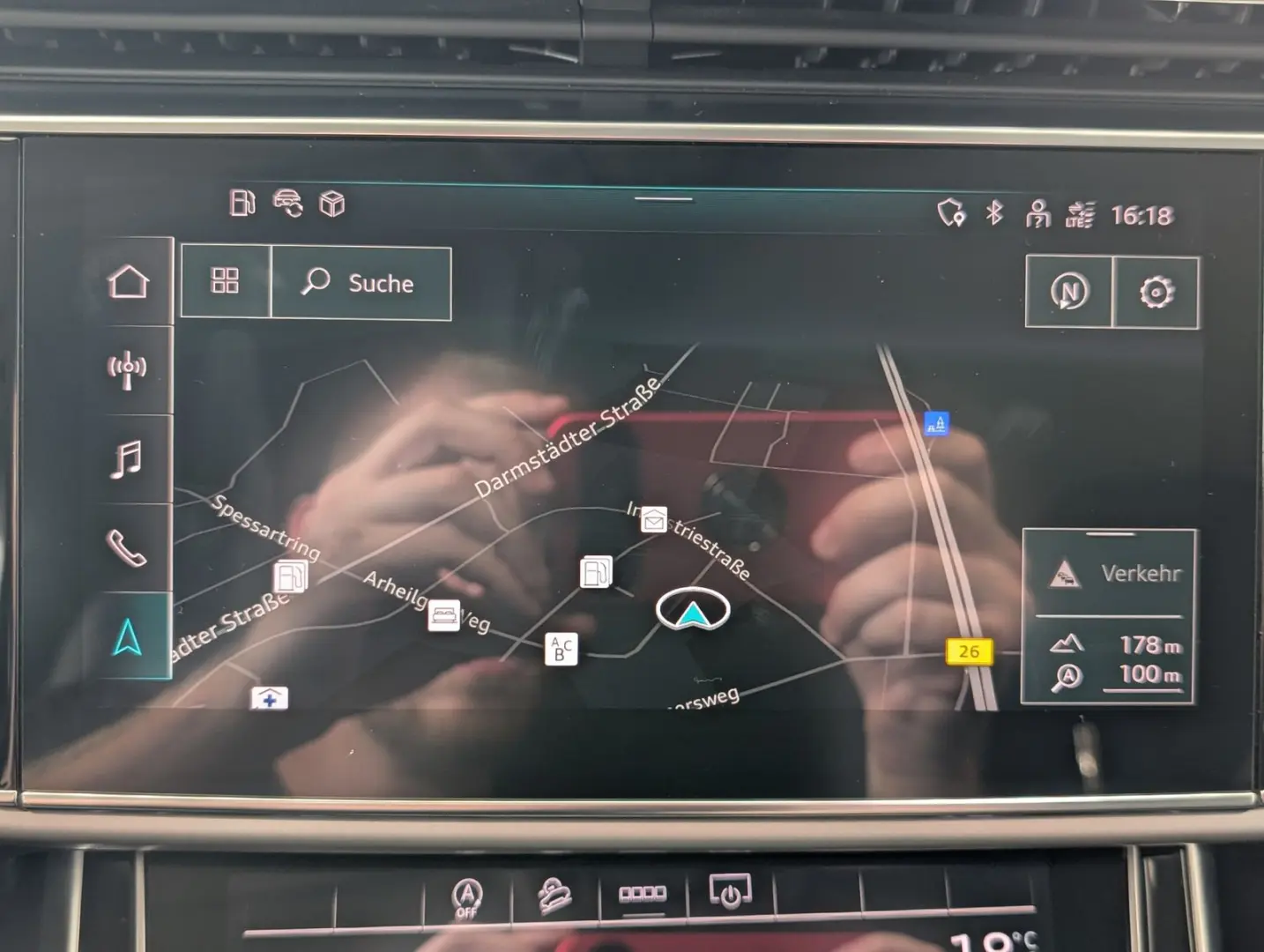 Q8 45 TDI Quattro S-line HD-MATRIX AHK LUFT 21