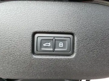 Q8 45 TDI tiptronic quattro S line NaviPlus LED