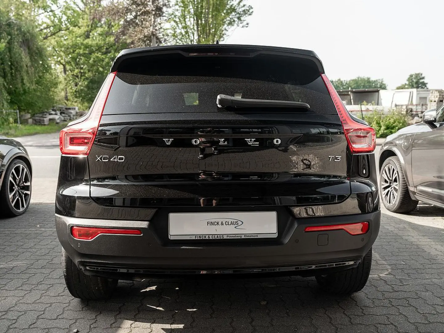 XC40 T3 R Design