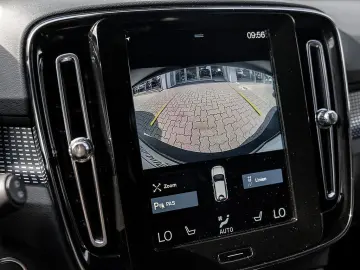 XC40 T3 R Design