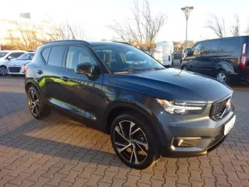 XC40 163PS Autm. R-Design Lagom-Edition Pano
