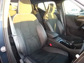 XC40 163PS Autm. R-Design Lagom-Edition Pano