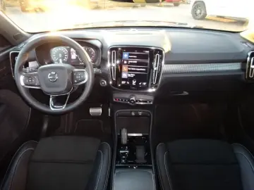 XC40 163PS Autm. R-Design Lagom-Edition Pano