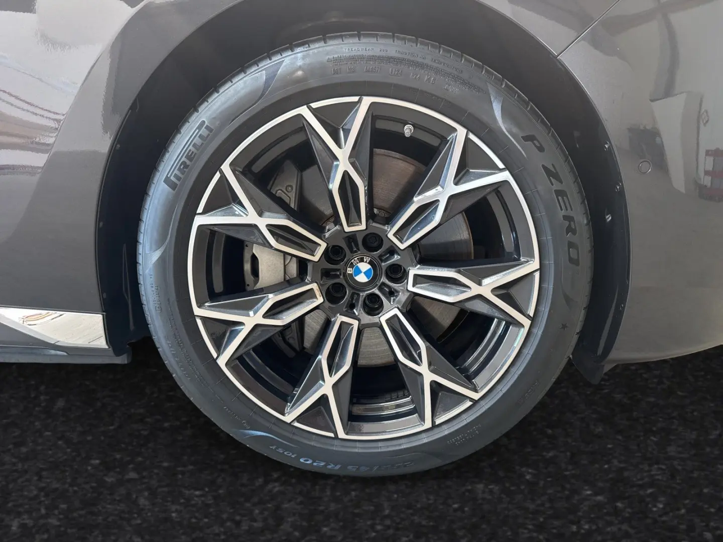 750e xDrive Allrad|PanoSkyLounge|Bowers&Wilkins