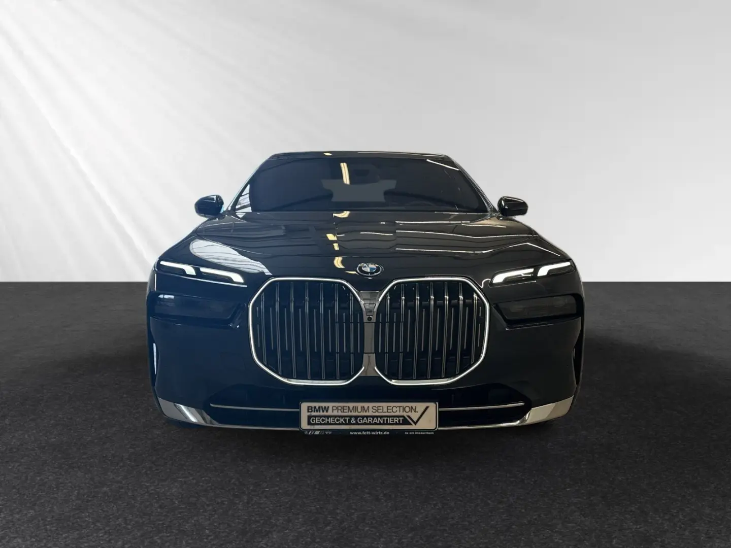 750e xDrive Allrad|PanoSkyLounge|Bowers&Wilkins