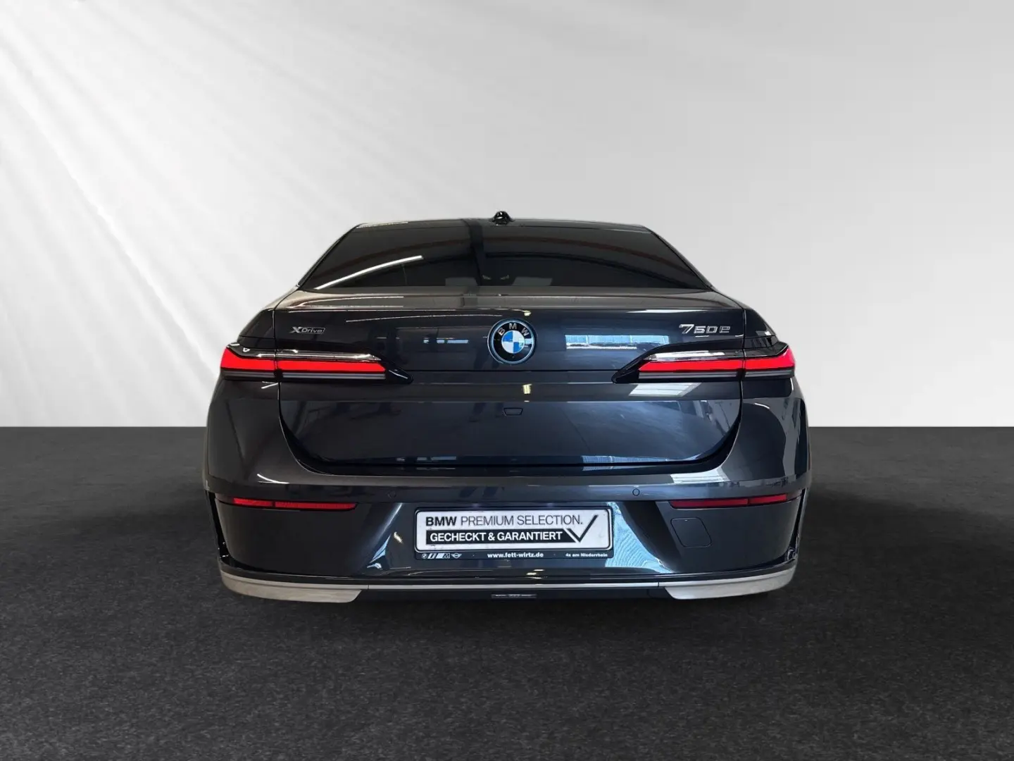 750e xDrive Allrad|PanoSkyLounge|Bowers&Wilkins