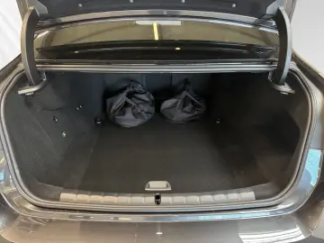 750e xDrive Allrad|PanoSkyLounge|Bowers&Wilkins