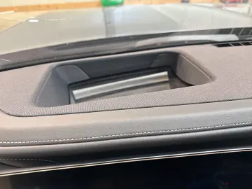 750e xDrive Allrad|PanoSkyLounge|Bowers&Wilkins