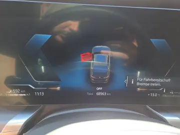 750e xDrive Navi Leder Tempom.aktiv Panoramadach