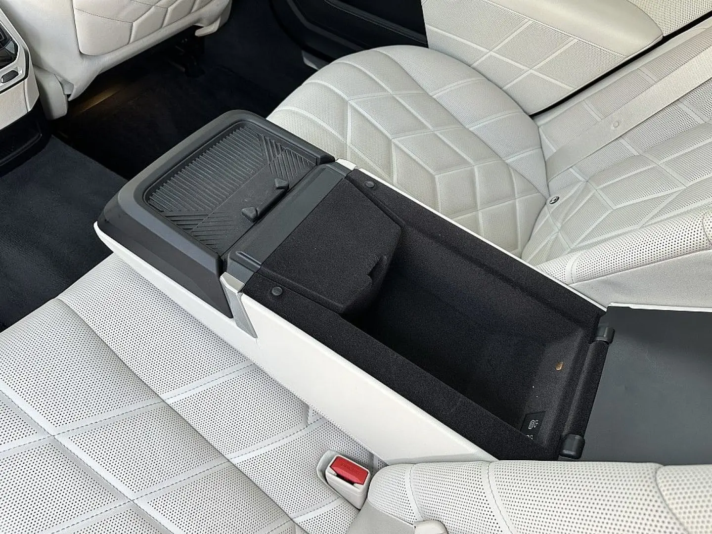 750i Hybrid xDrive Limousine Aut.