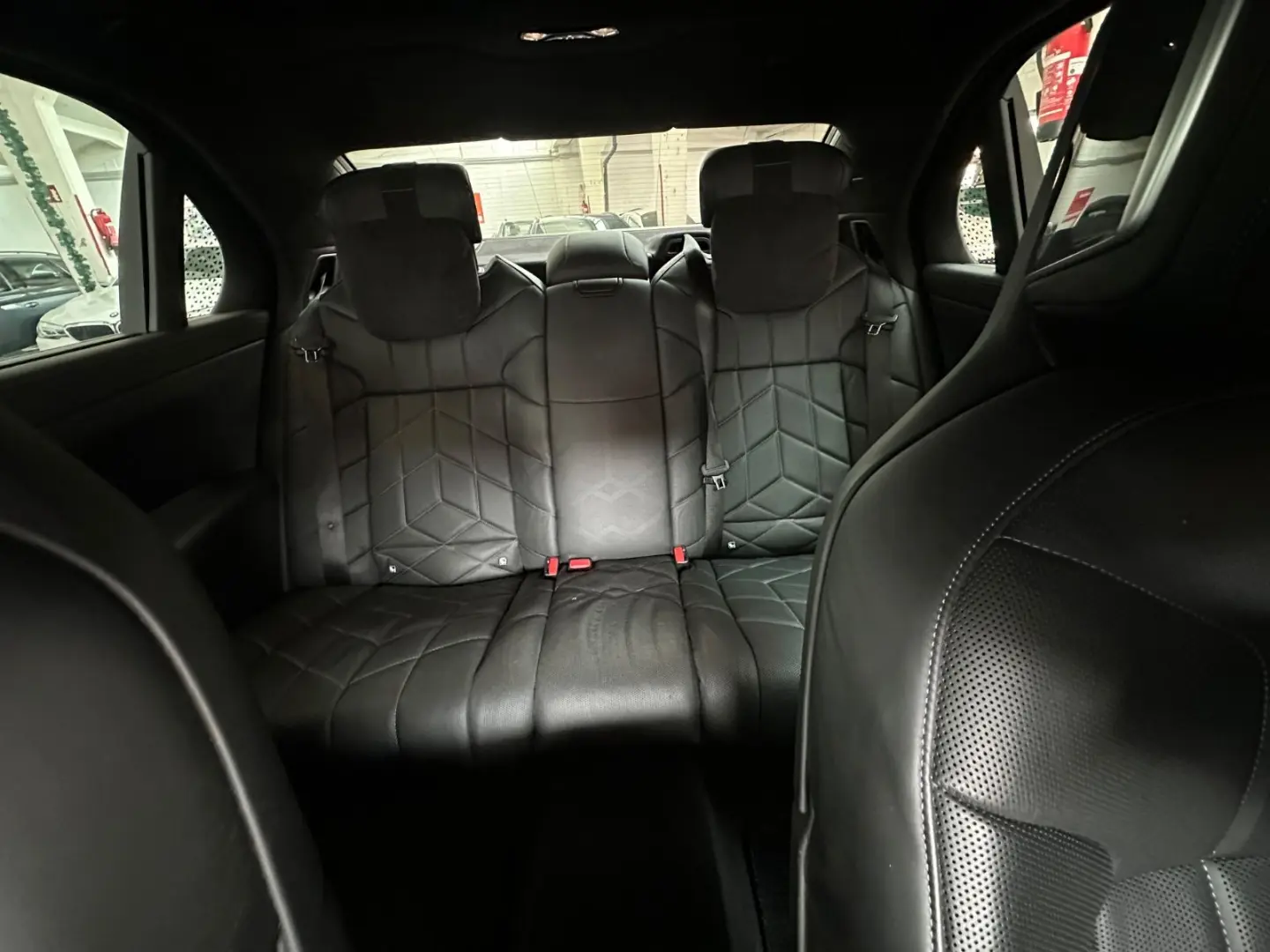 750 e xDrive M SPORT  FEE EXEC EXCL - 567 E