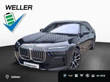 750e xDrive M Sport DA PA-Prof B&W Kristall Sky