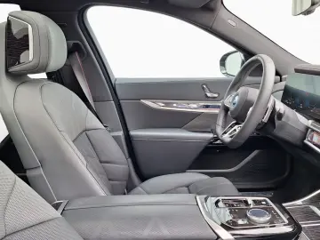 750e xDrive M Sport DA/PA-Prof,B&W,Kristall,Sky
