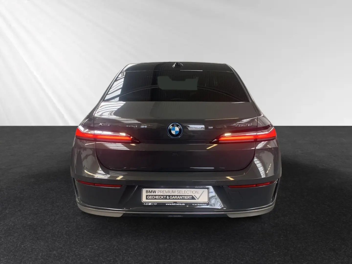750e xDrive TV-Fond-Entertainment|SkyLounge|DAPr