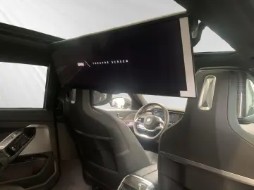 750e xDrive TV-Fond-Entertainment|SkyLounge|DAPr