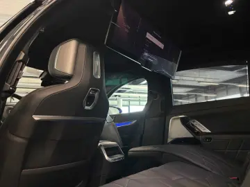 750e xDrive HUD PANO ACC 360°KAM RFK NAVI LED