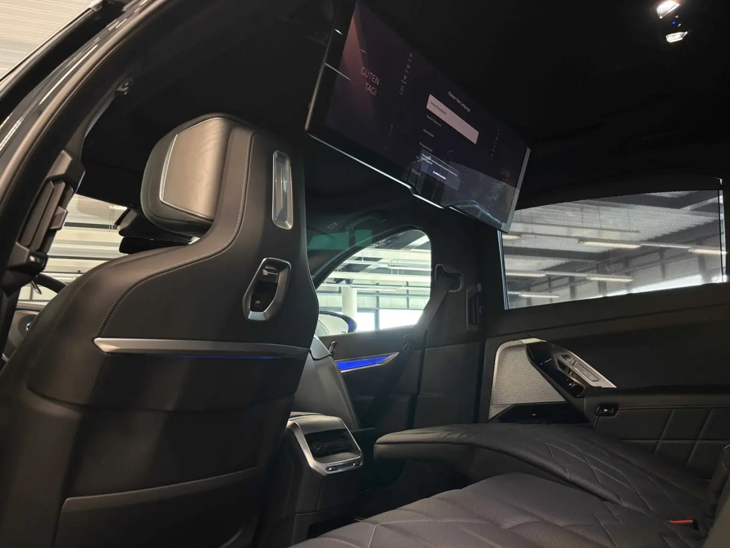 750e xDrive HUD PANO ACC 360°KAM RFK NAVI LED