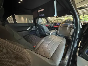 750e xDrive HUD PANO ACC 360°KAM RFK NAVI LED
