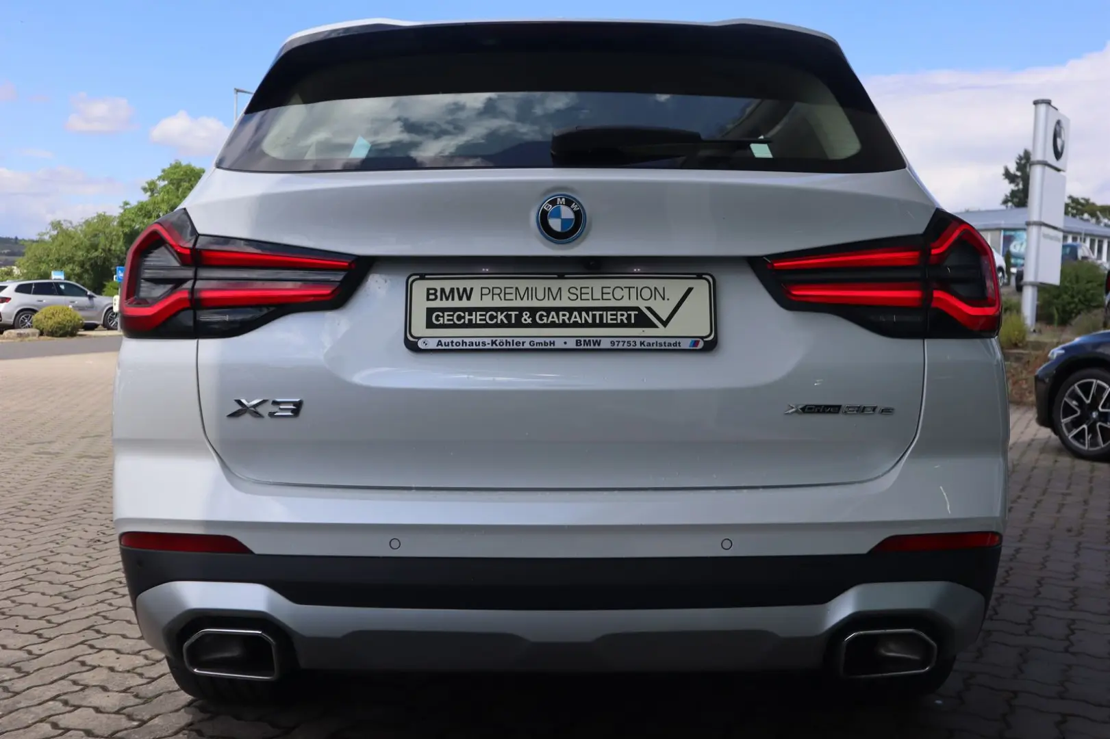 X3 xDrive30e/SHZ/Hihi/DAB/Ambiente/Head-Up/Laser