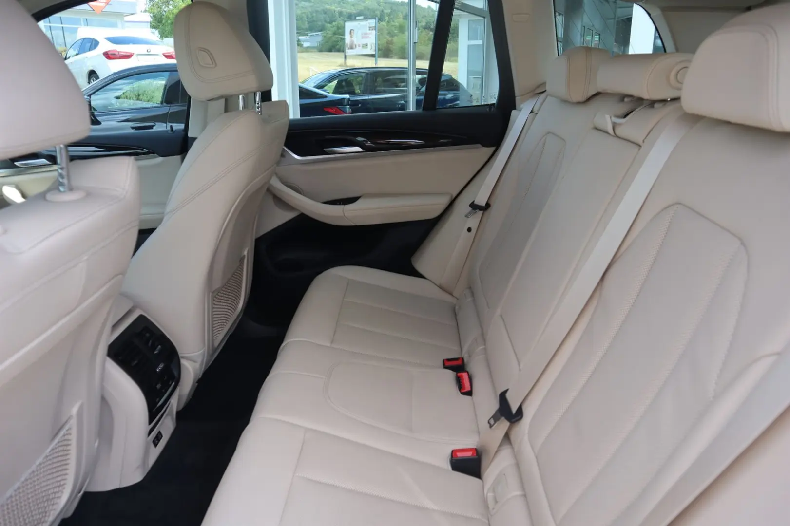 X3 xDrive30e/SHZ/Hihi/DAB/Ambiente/Head-Up/Laser