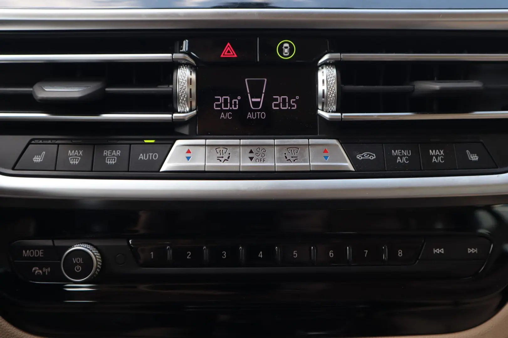 X3 xDrive30e/SHZ/Hihi/DAB/Ambiente/Head-Up/Laser