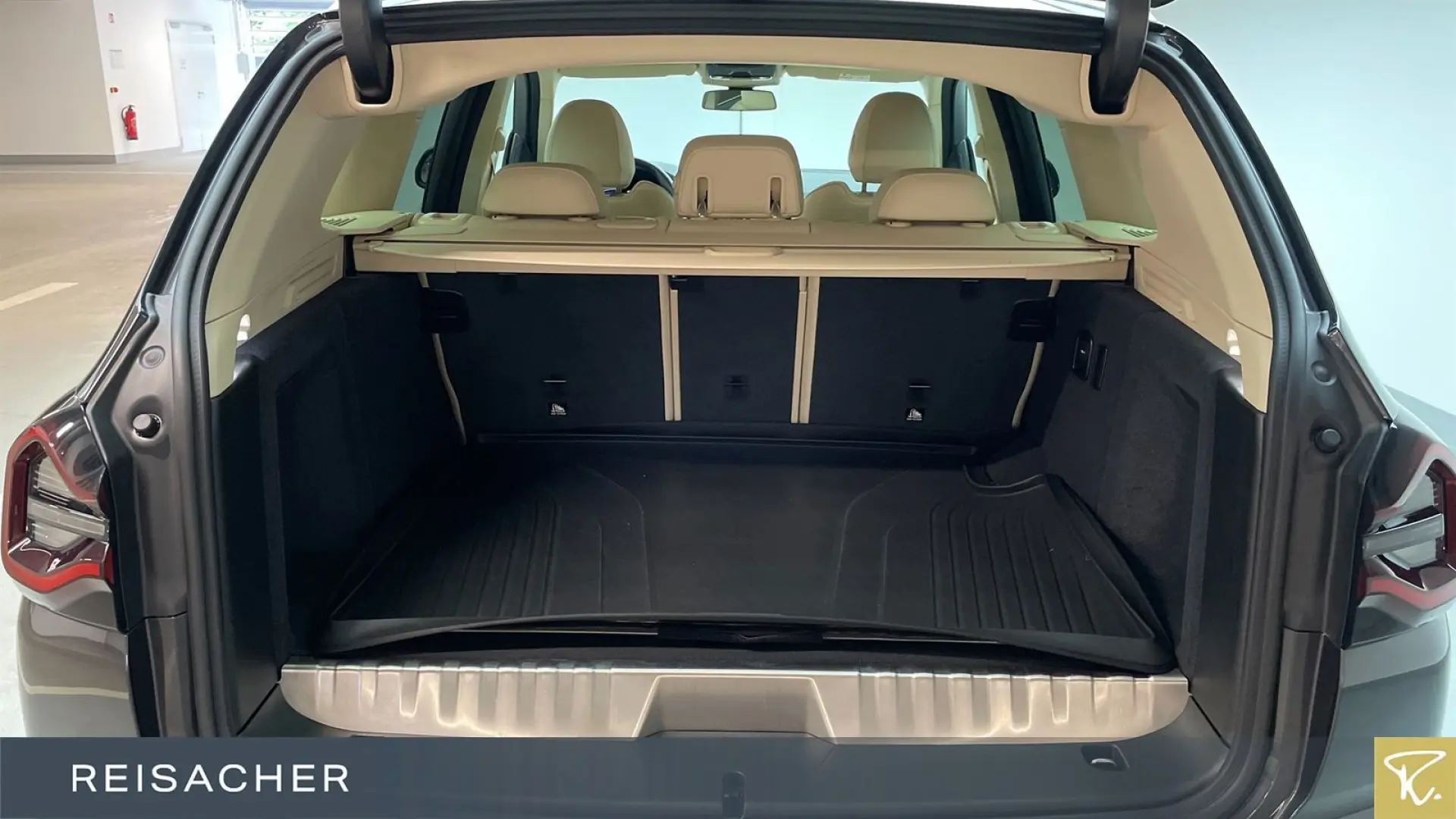 X3 xDrive 30e A LCProf el.Sitz+Mem HUD PA+ DA