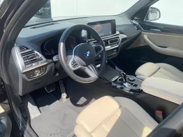X3 20d M-Sport Sommer19'' AHK LASER Hifi ParkAss