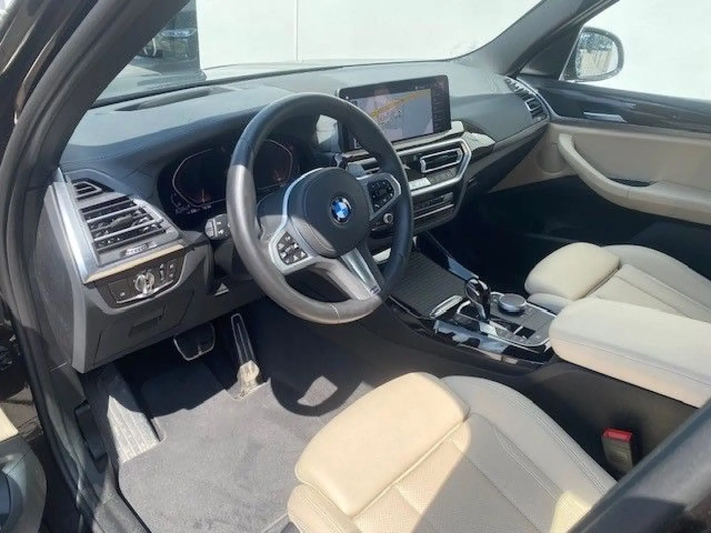 X3 20d M-Sport Sommer19'' AHK LASER Hifi ParkAss