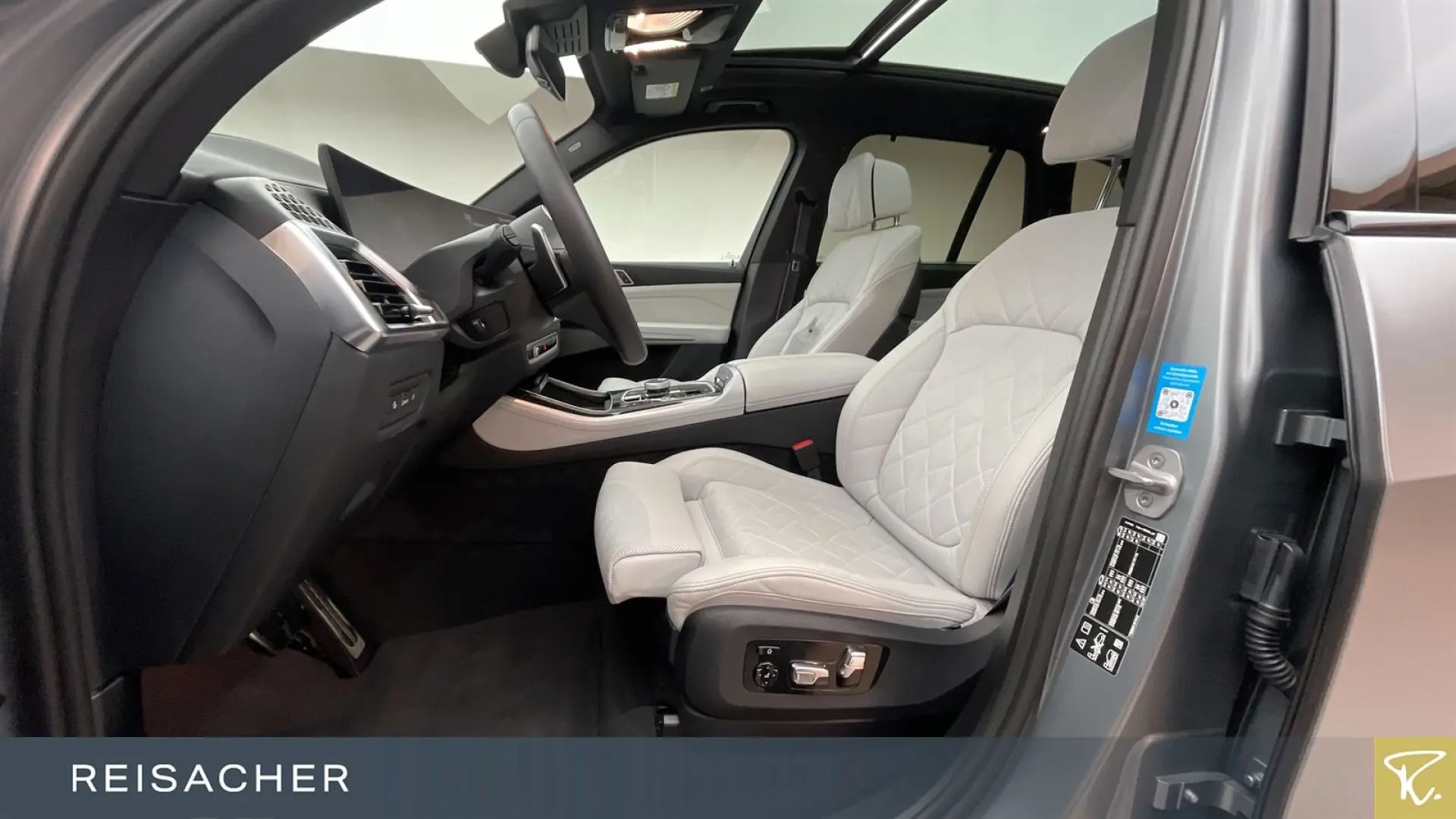 X5 M60i xDrive A M-SportPRO,AHK,DAProf,Pano,4xSH