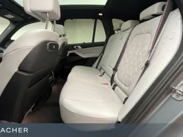 X5 M60i xDrive A M-SportPRO,AHK,DAProf,Pano,4xSH
