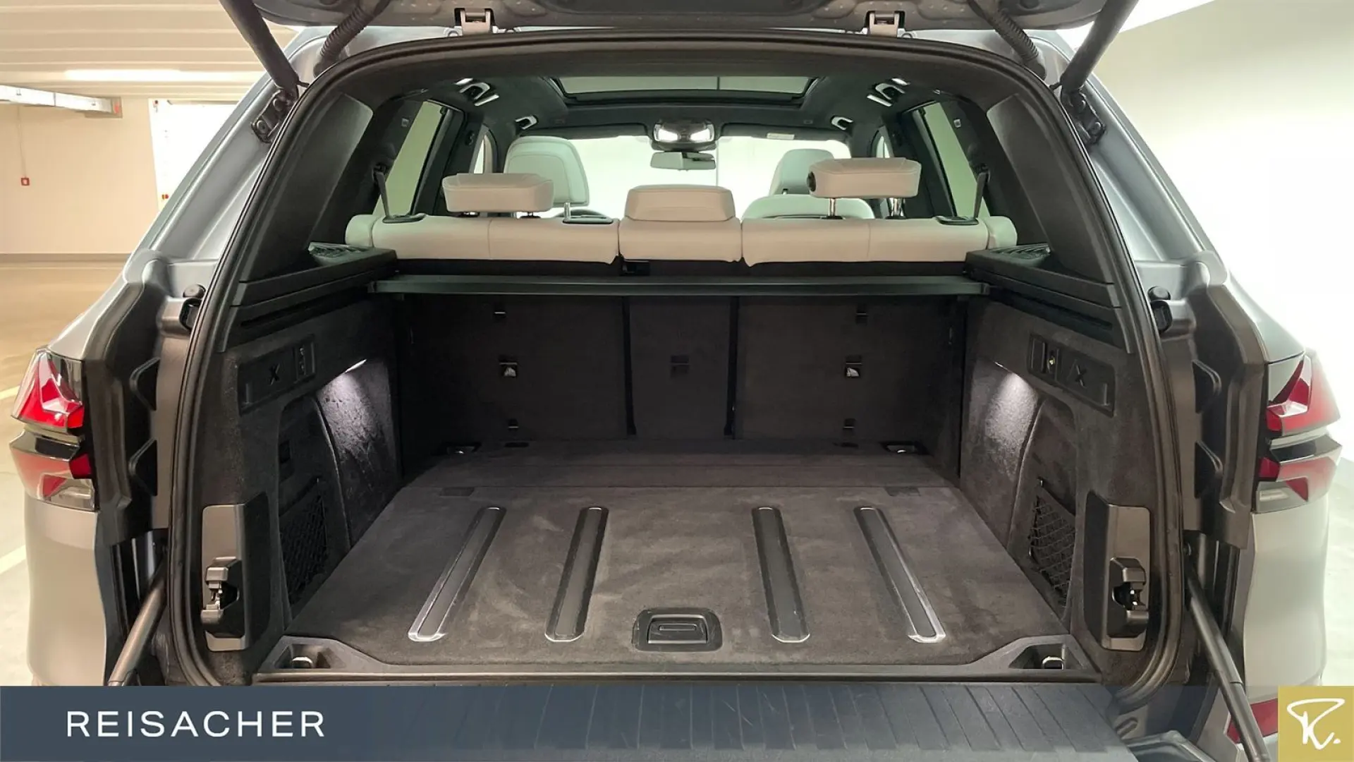 X5 M60i xDrive A M-SportPRO,AHK,DAProf,Pano,4xSH