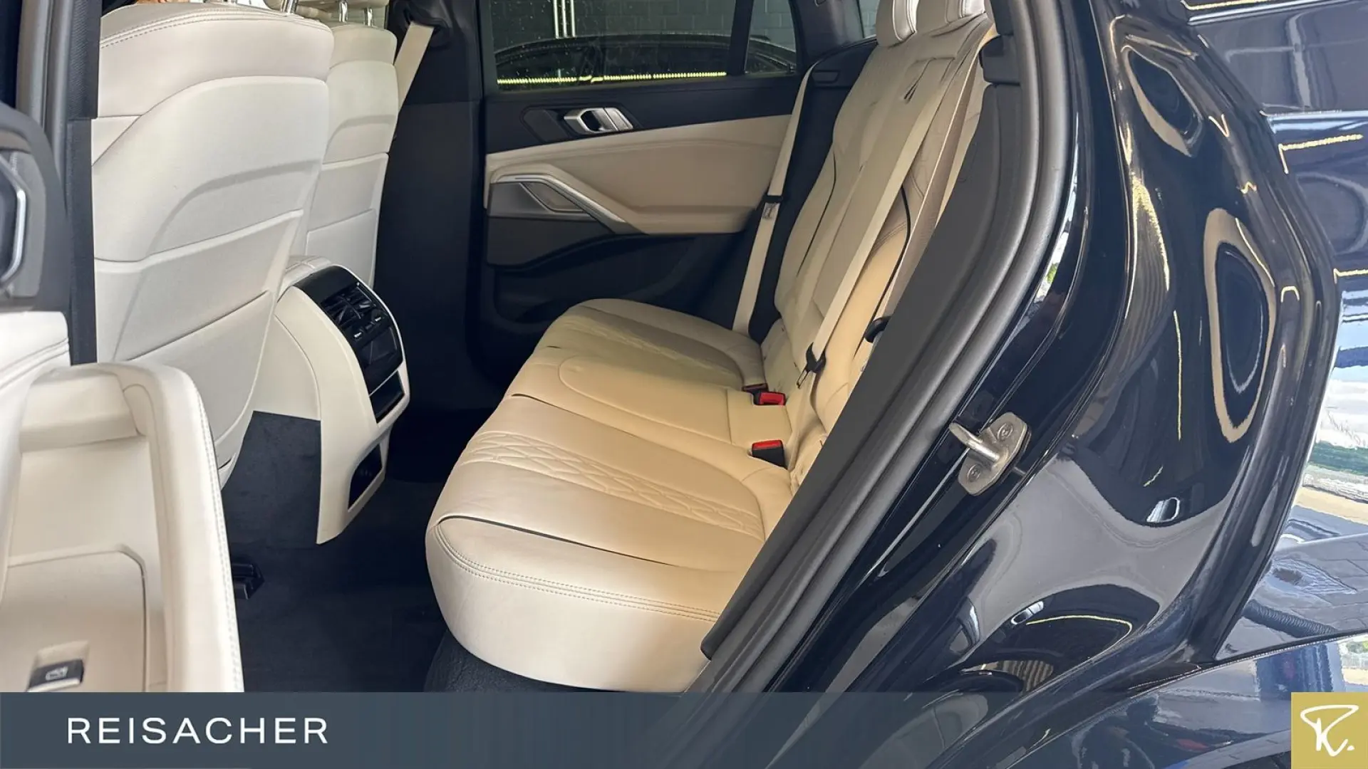 X6 xDrive40d A M-Sport Pano AHK ACC HUD H/K