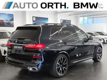 X7 xDrive40d 7-SITZER SKY HUD SITZLÜFT 360° 22