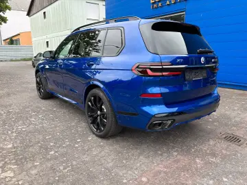 X7 M60i xDrive M SPORT
