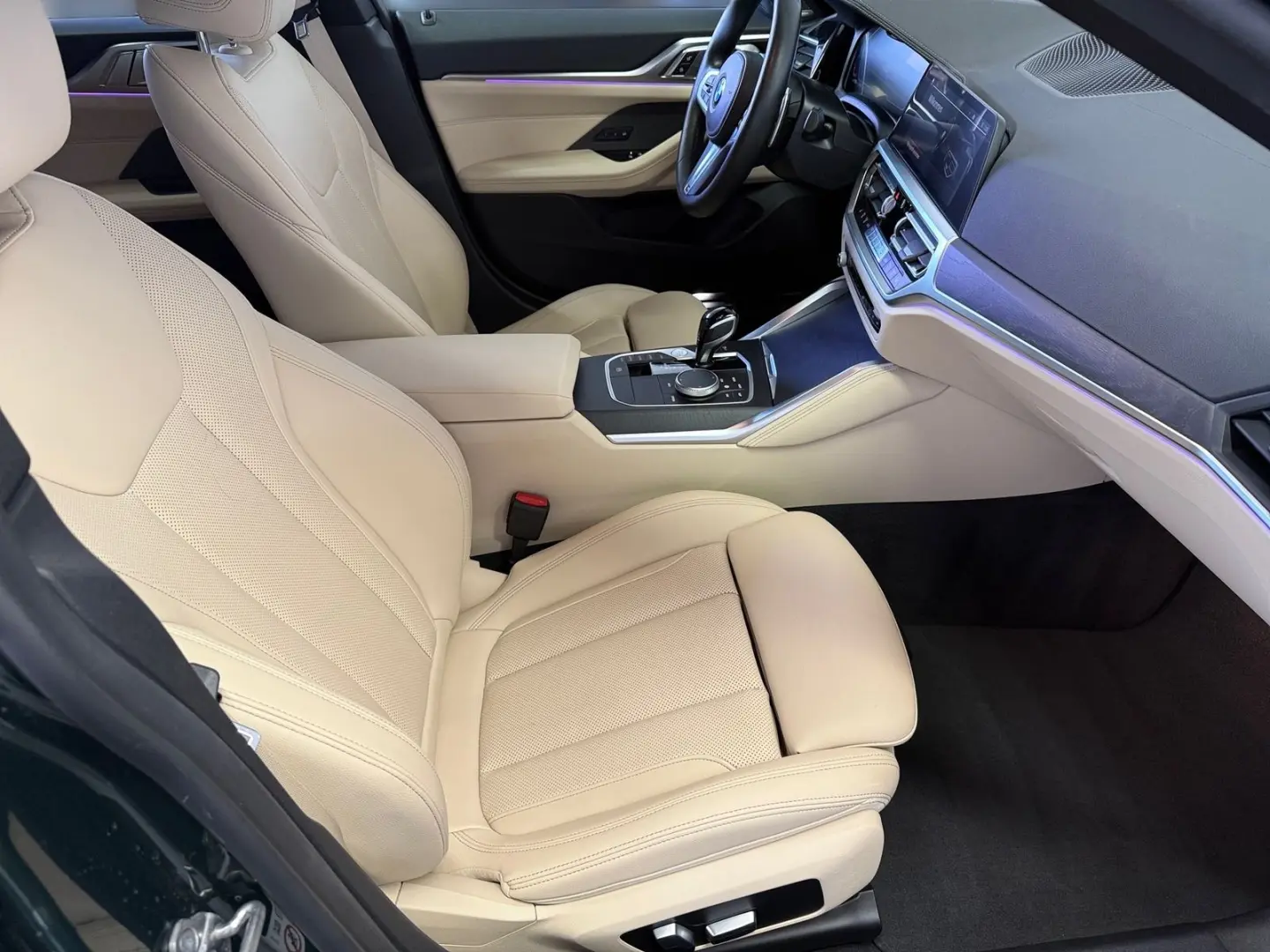 M440i xDrive*GranCoupe*LED*Navi*ACC*Kamera*H&K*