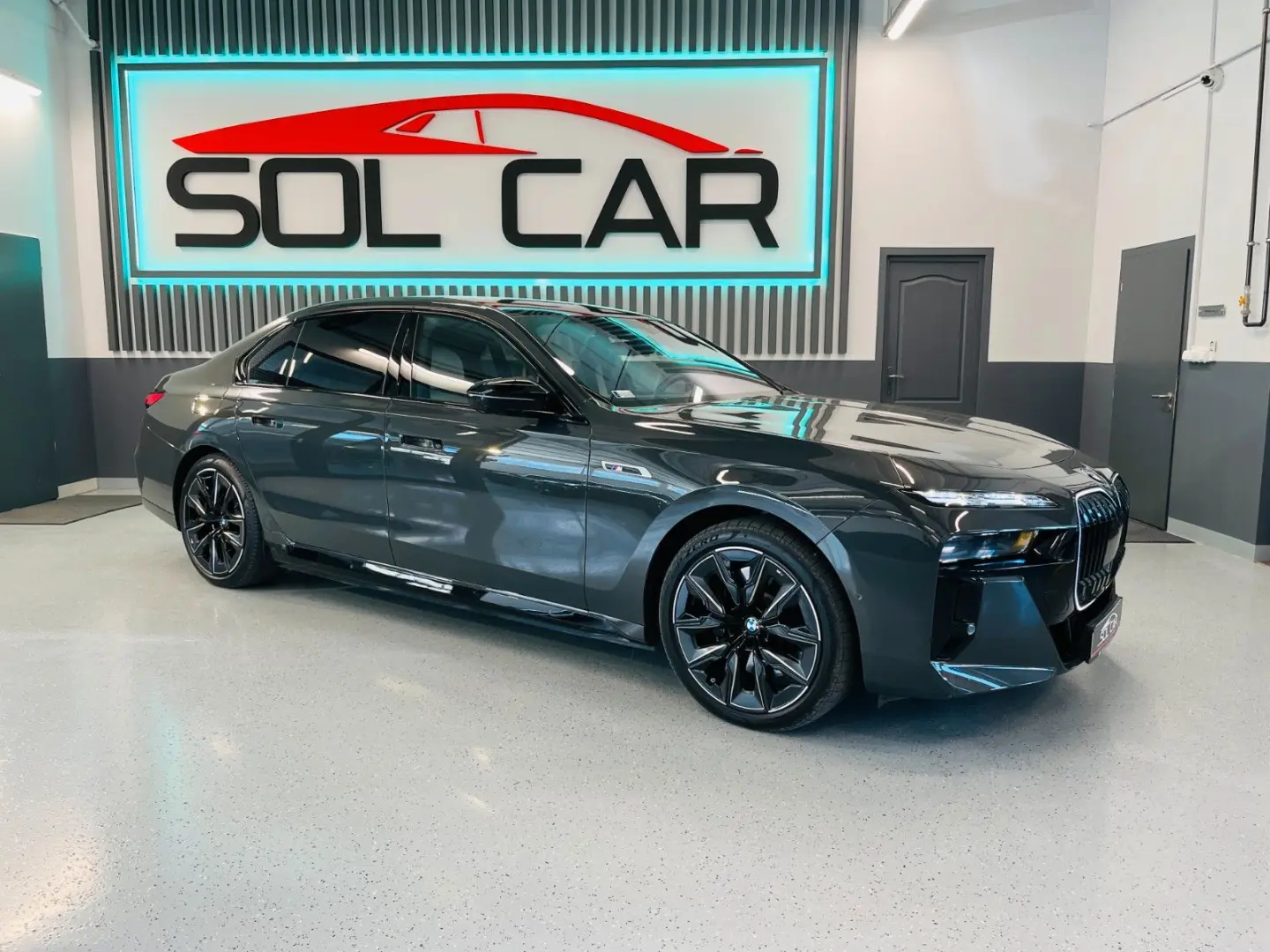 Lim M760 e xDrive / PANO / 360 KAMERA / HUD
