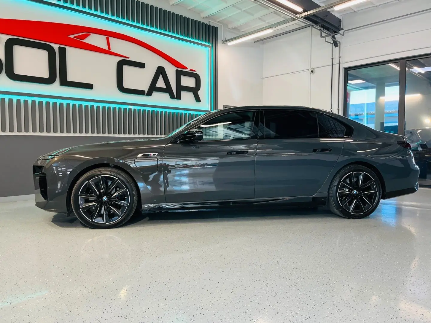 Lim M760 e xDrive / PANO / 360 KAMERA / HUD