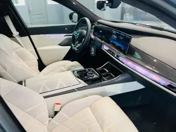 Lim M760 e xDrive / PANO / 360 KAMERA / HUD