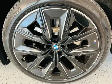 Lim M760 e xDrive / PANO / 360 KAMERA / HUD