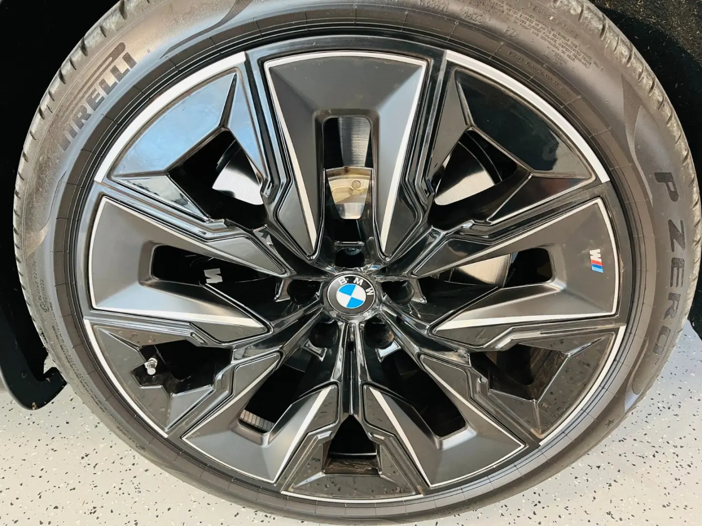 Lim M760 e xDrive / PANO / 360 KAMERA / HUD