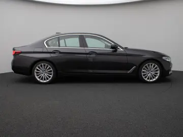 540i Luxury Line Kamera Glasdach Laser HUD H/K