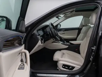 540i Luxury Line Kamera Glasdach Laser HUD H/K