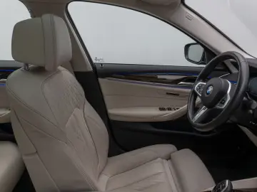540i Luxury Line Kamera Glasdach Laser HUD H/K