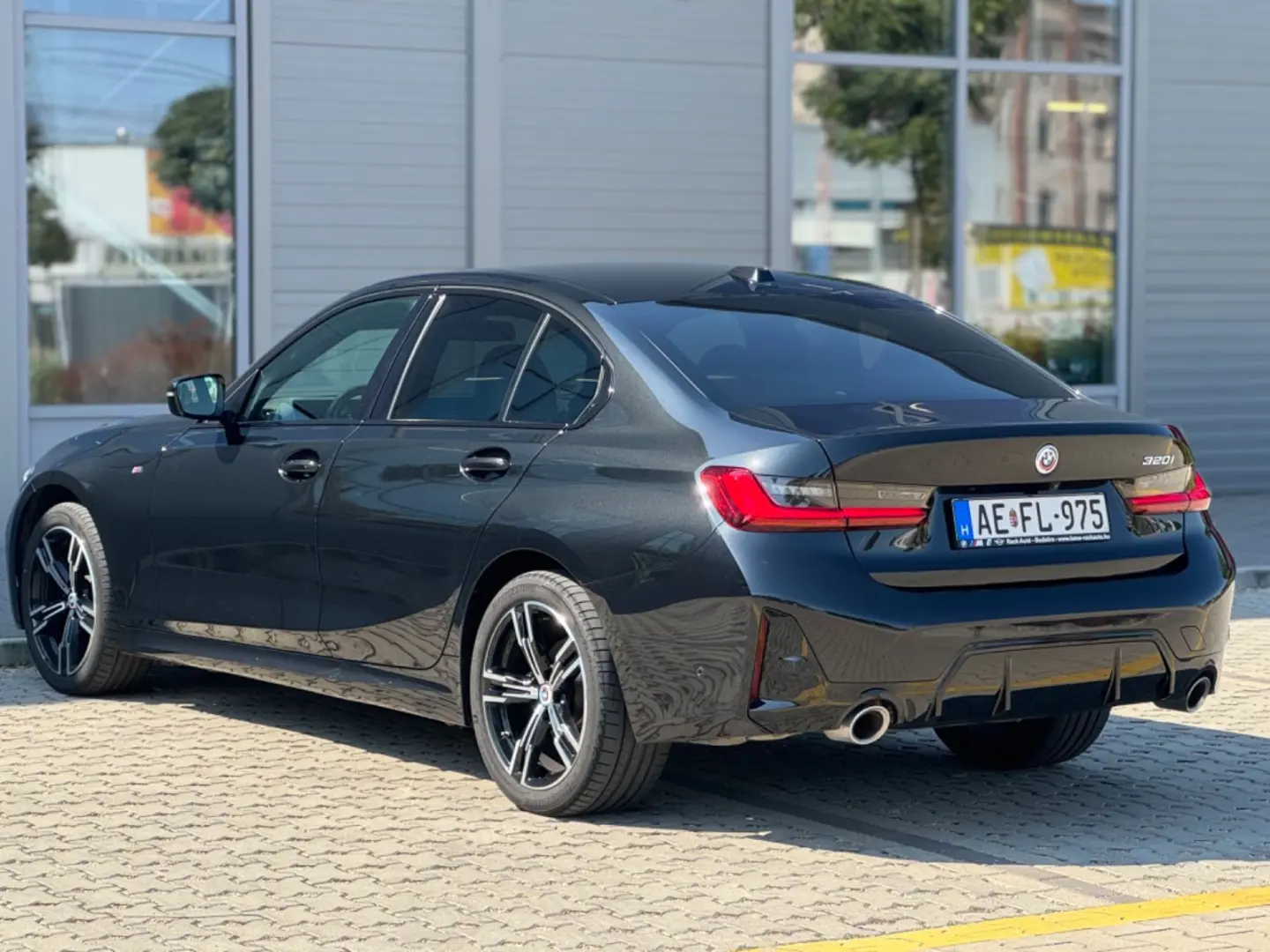 320i M Sport pro / Warranty / Service inclusive