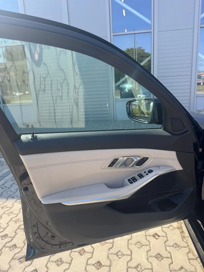 320i M Sport pro / Warranty / Service inclusive